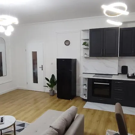 Bulevar Old Bridge * Mostar