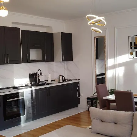 Bulevar Old Bridge Apartment *