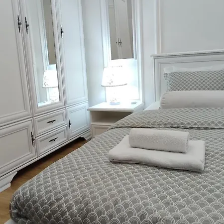 Bulevar Old Bridge * Mostar